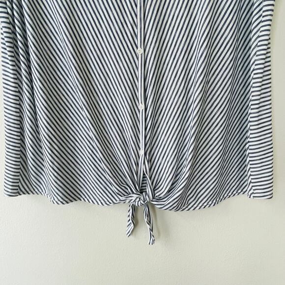 Max Studio Size 2X striped Knit top blue white - Picture 4 of 9